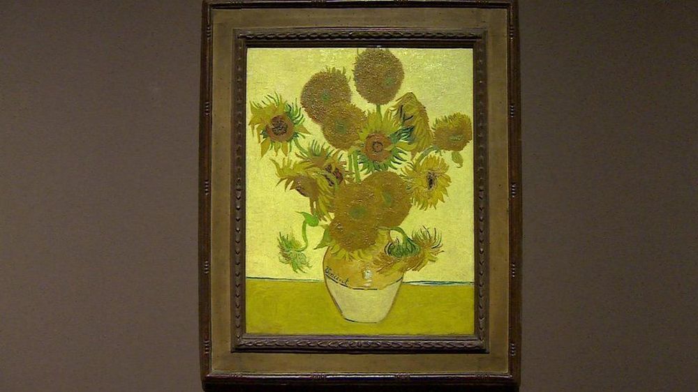 Vincent Van Gogh's painting - Sunflowers