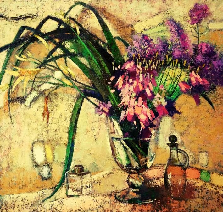 Картина «Скляні дрібнички і квіти», олійні фарби, полотно. Художниця Саченко Олена. Купити картину