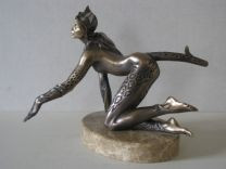 Скульптура “Дівчина кішка”-2