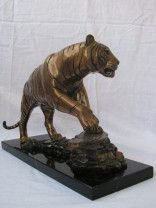 Sculpture “Tiger”-2